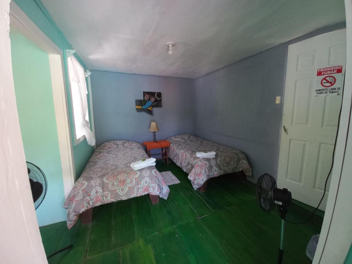 パケラ Donde Familia Manito Bed & Breakfast エクステリア 写真